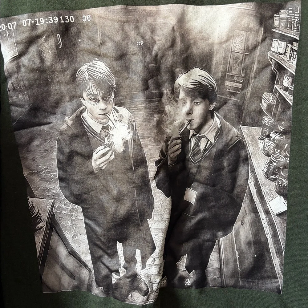 Smoking Wizards Graphic Sweatshirt Forest Green Crewneck L - Picture 3 of 4